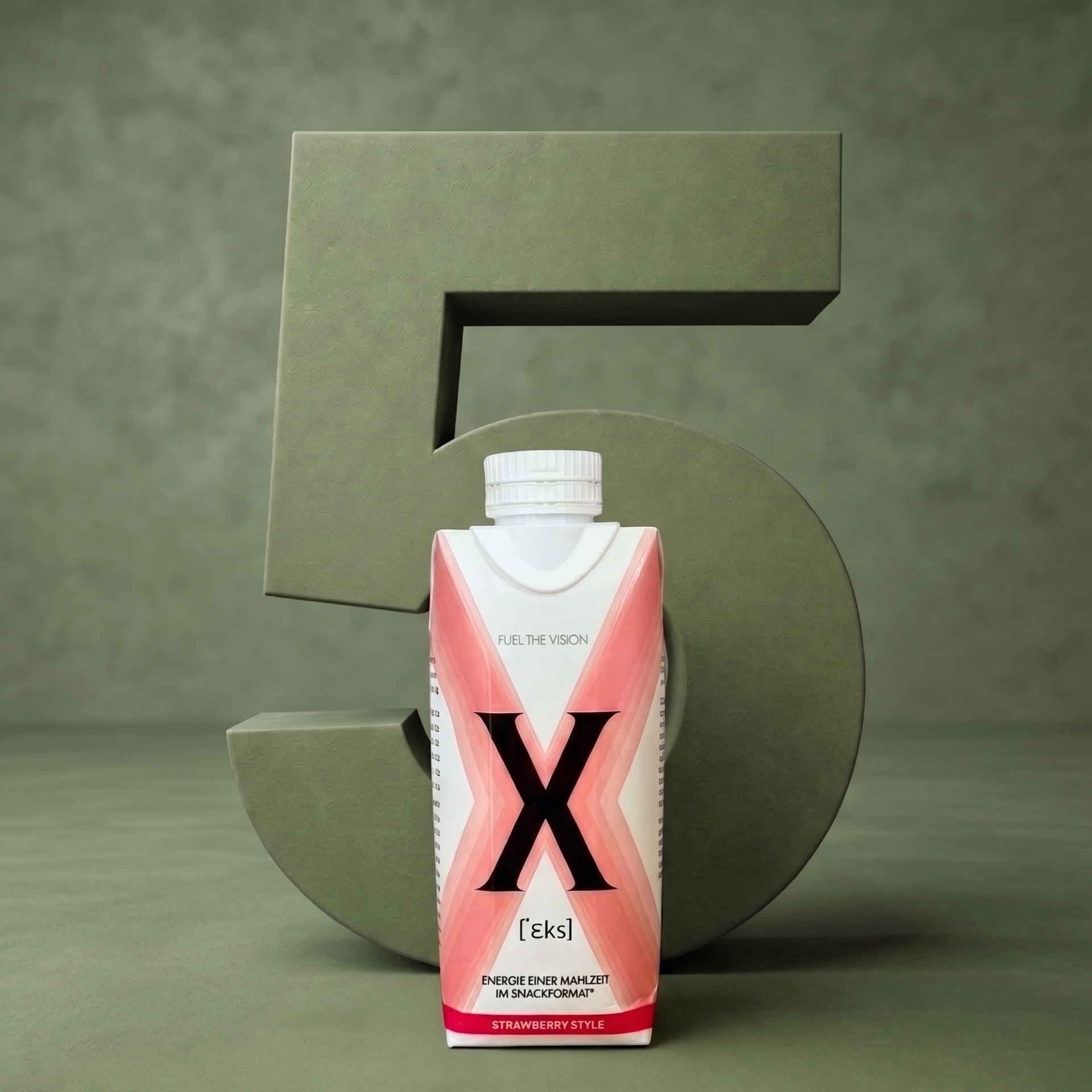 [ˈƐks] Strawberry 330ml